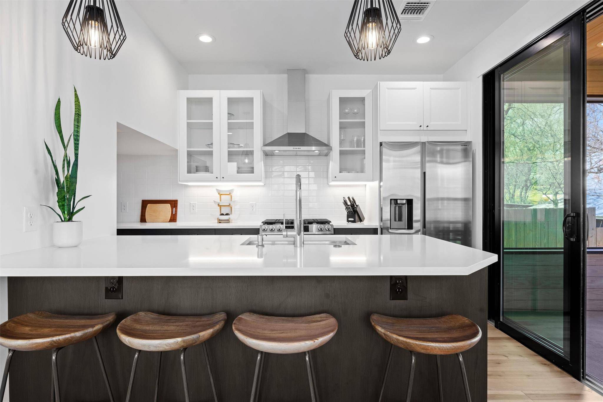 1202 Greenwood Ave, Austin, TX 78721