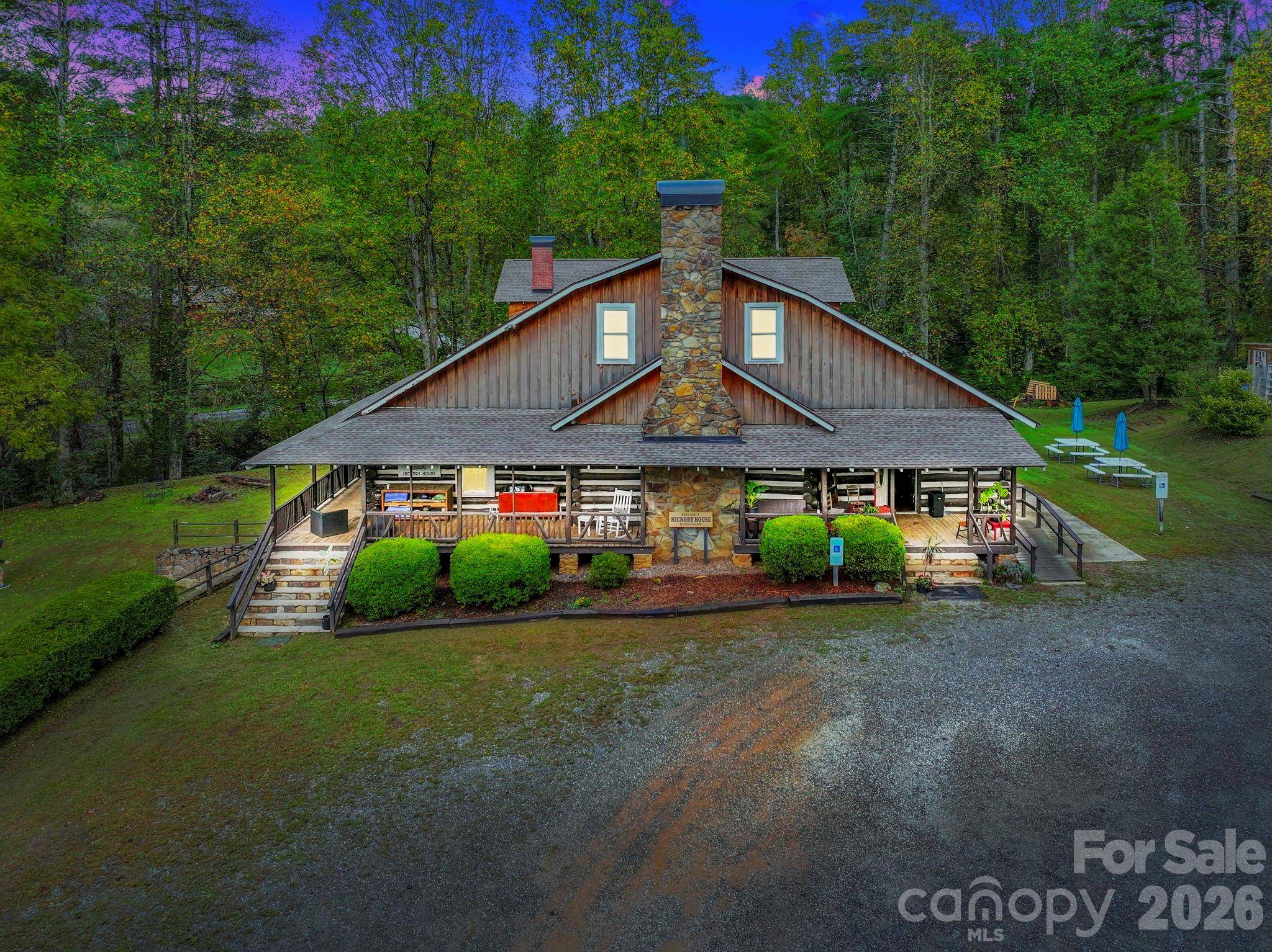 1196 N Country Club RD, Brevard, NC 28712