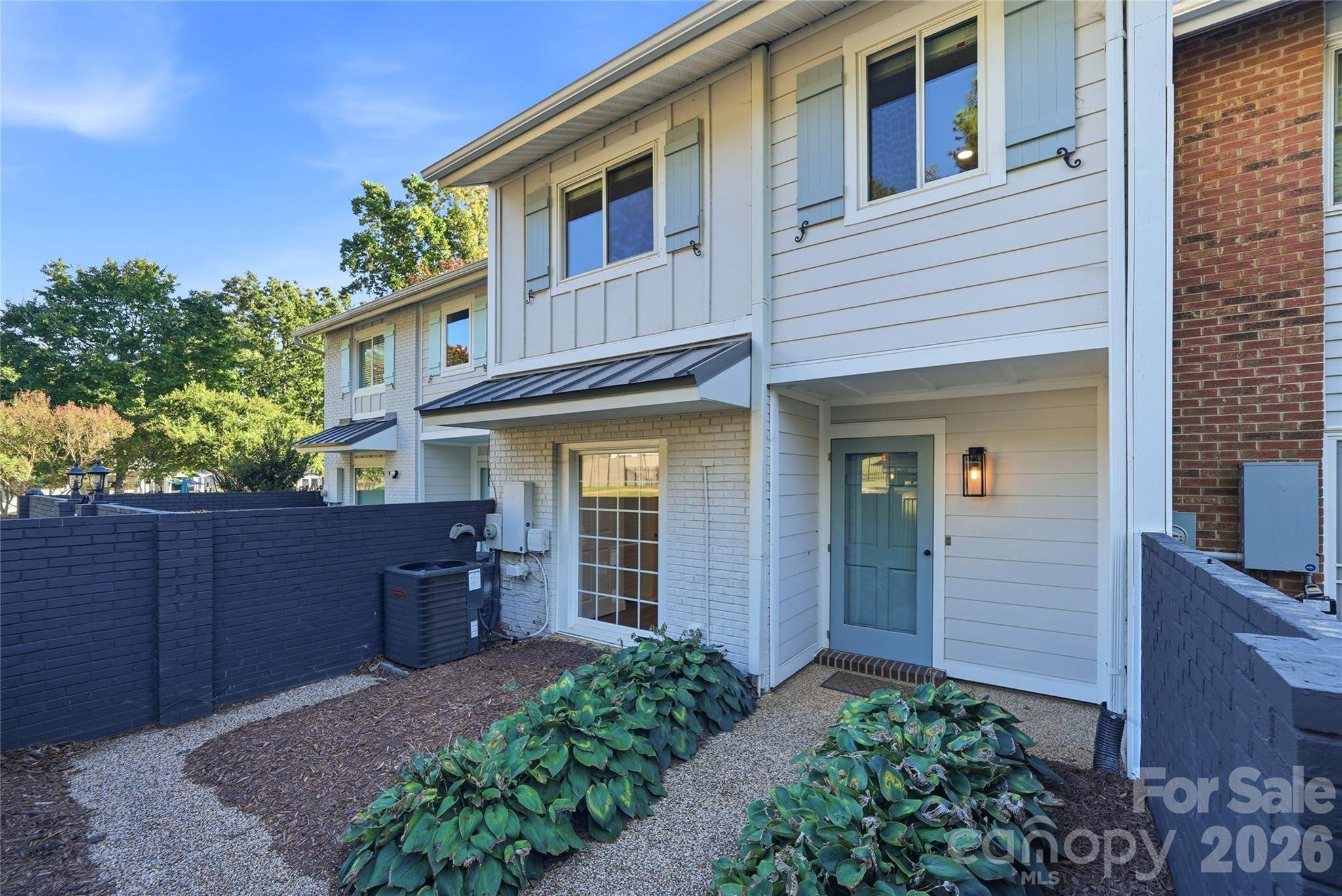 8014 Westcape DR, Denver, NC 28037
