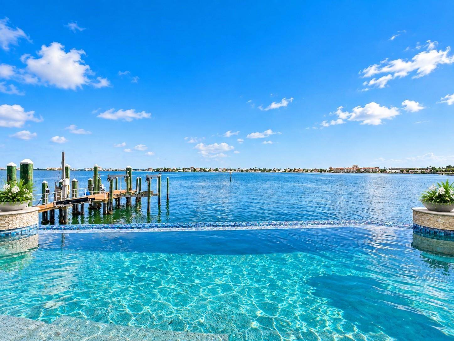 5400 PALI WAY, St Pete Beach, FL 33706