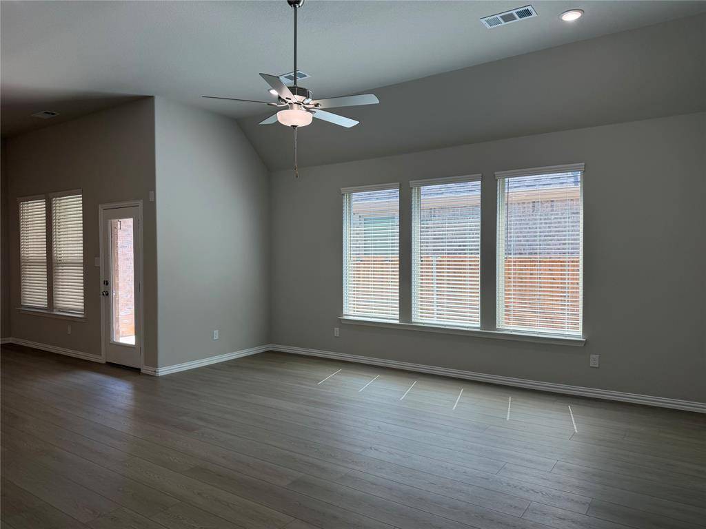 1037 Western Hills Drive, Crowley, TX 76036