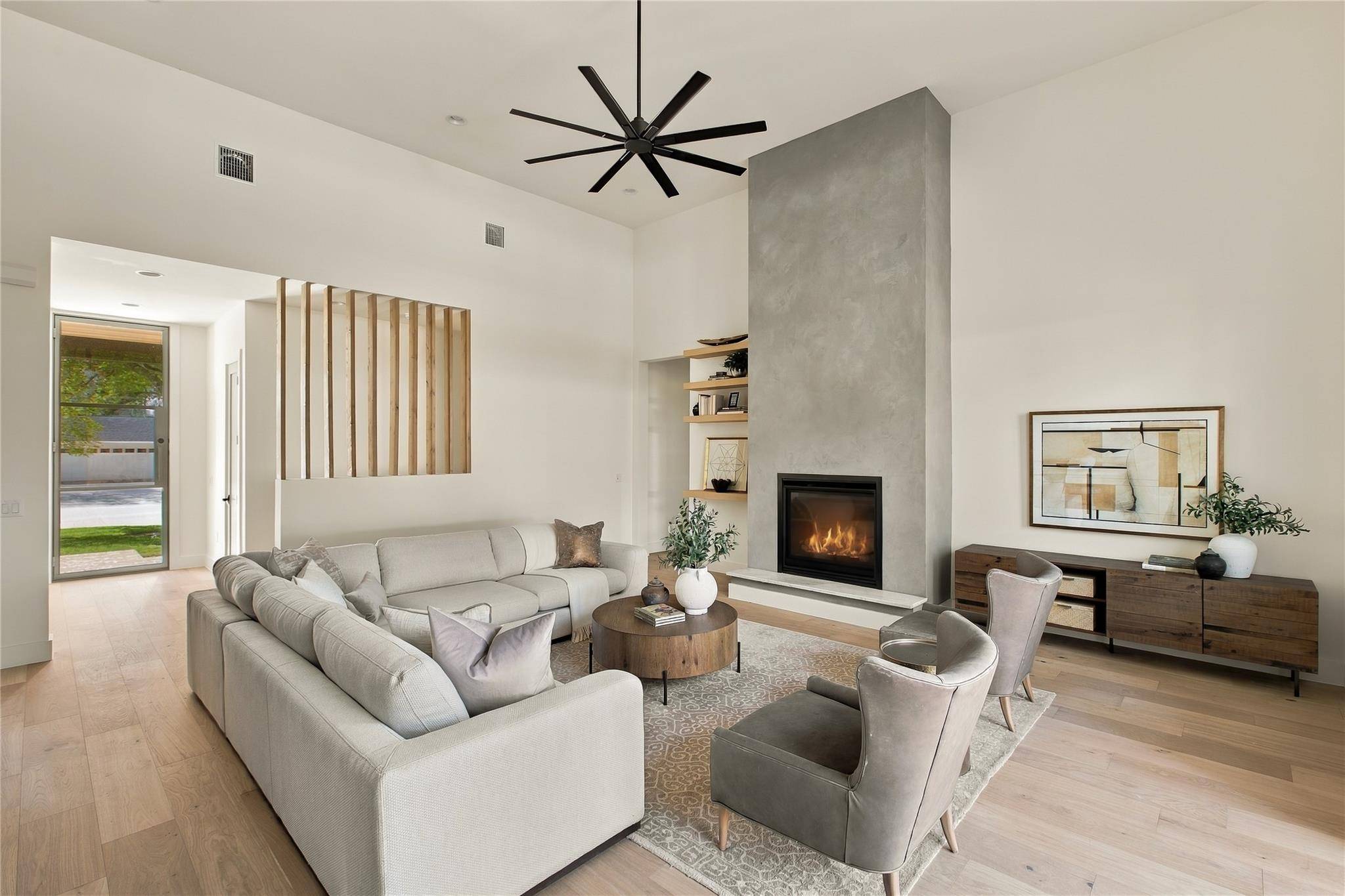 2502 Greenlawn PKWY, Austin, TX 78757