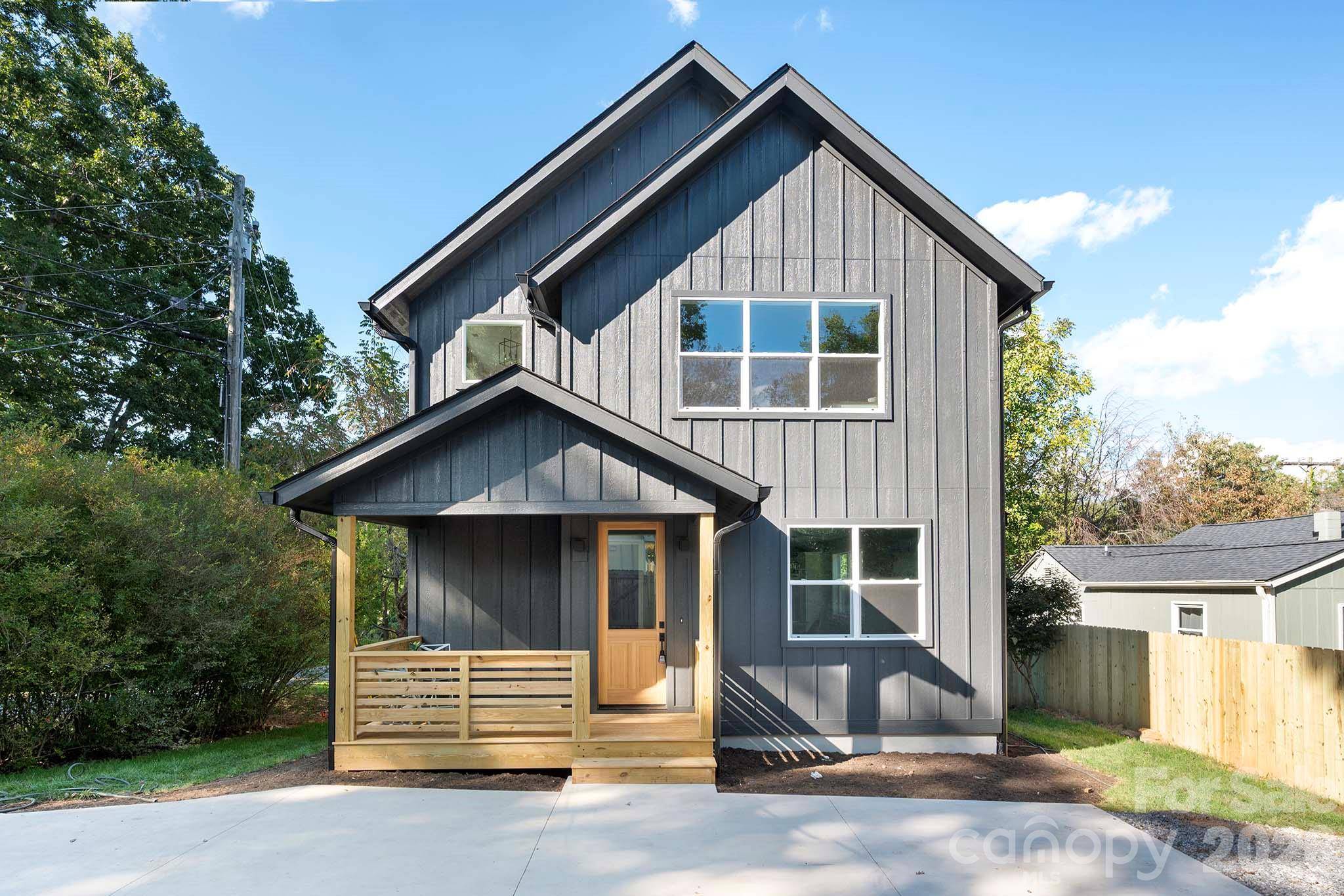 50 Byrd RD, Black Mountain, NC 28711