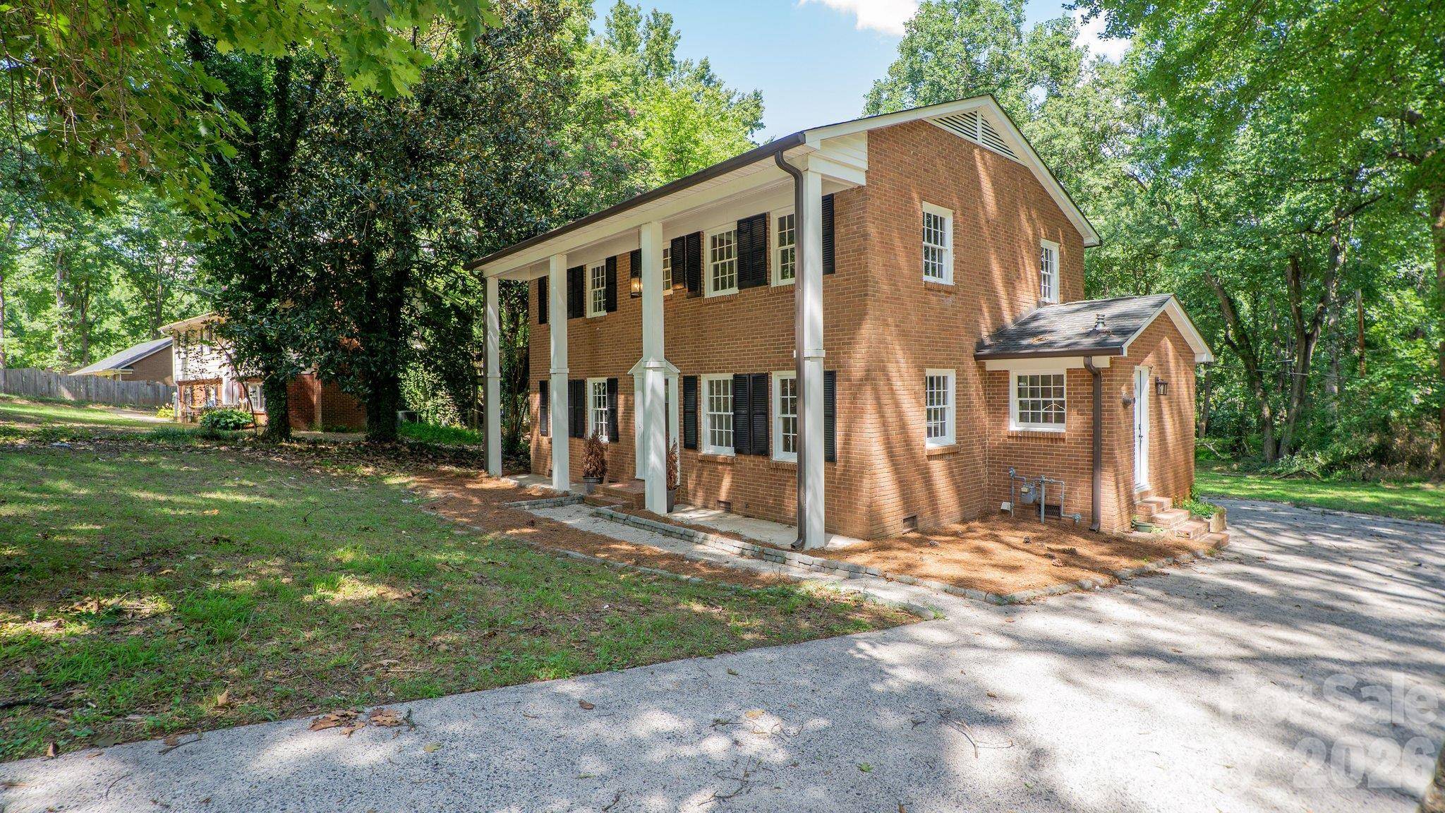 7823 Elwood DR, Charlotte, NC 28227