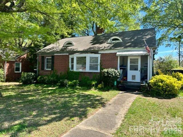 1012 8th ST NE, Hickory, NC 28601