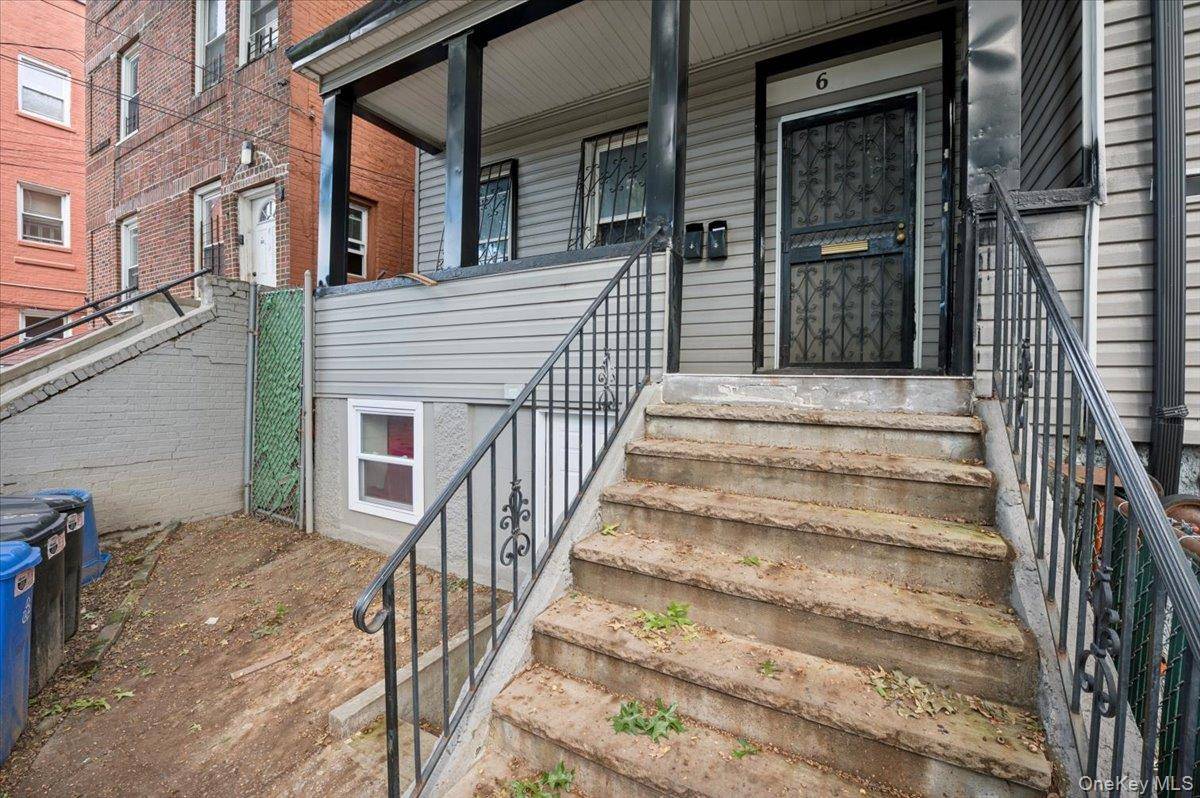 681 E 240th ST, Bronx, NY 10470