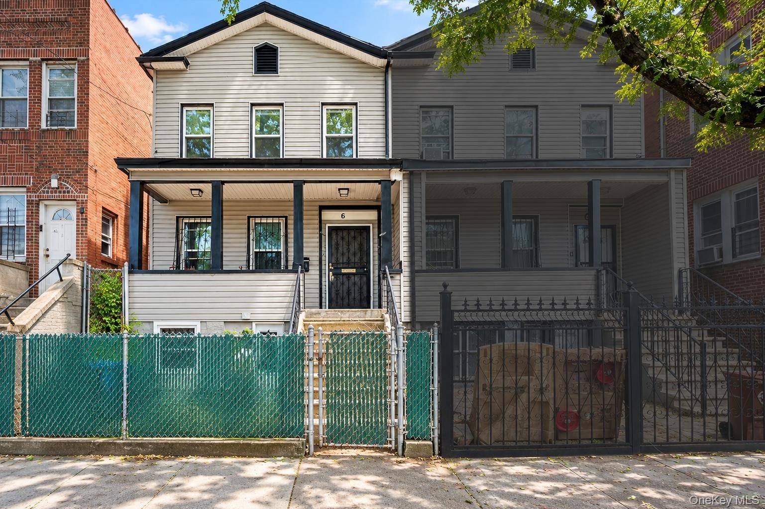 681 E 240th ST, Bronx, NY 10470