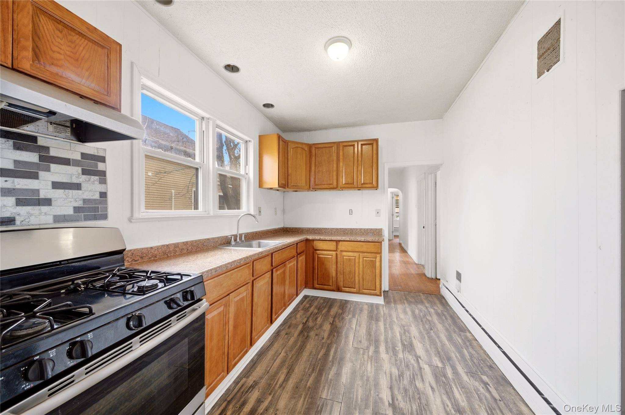 34 S High ST, Mount Vernon, NY 10550