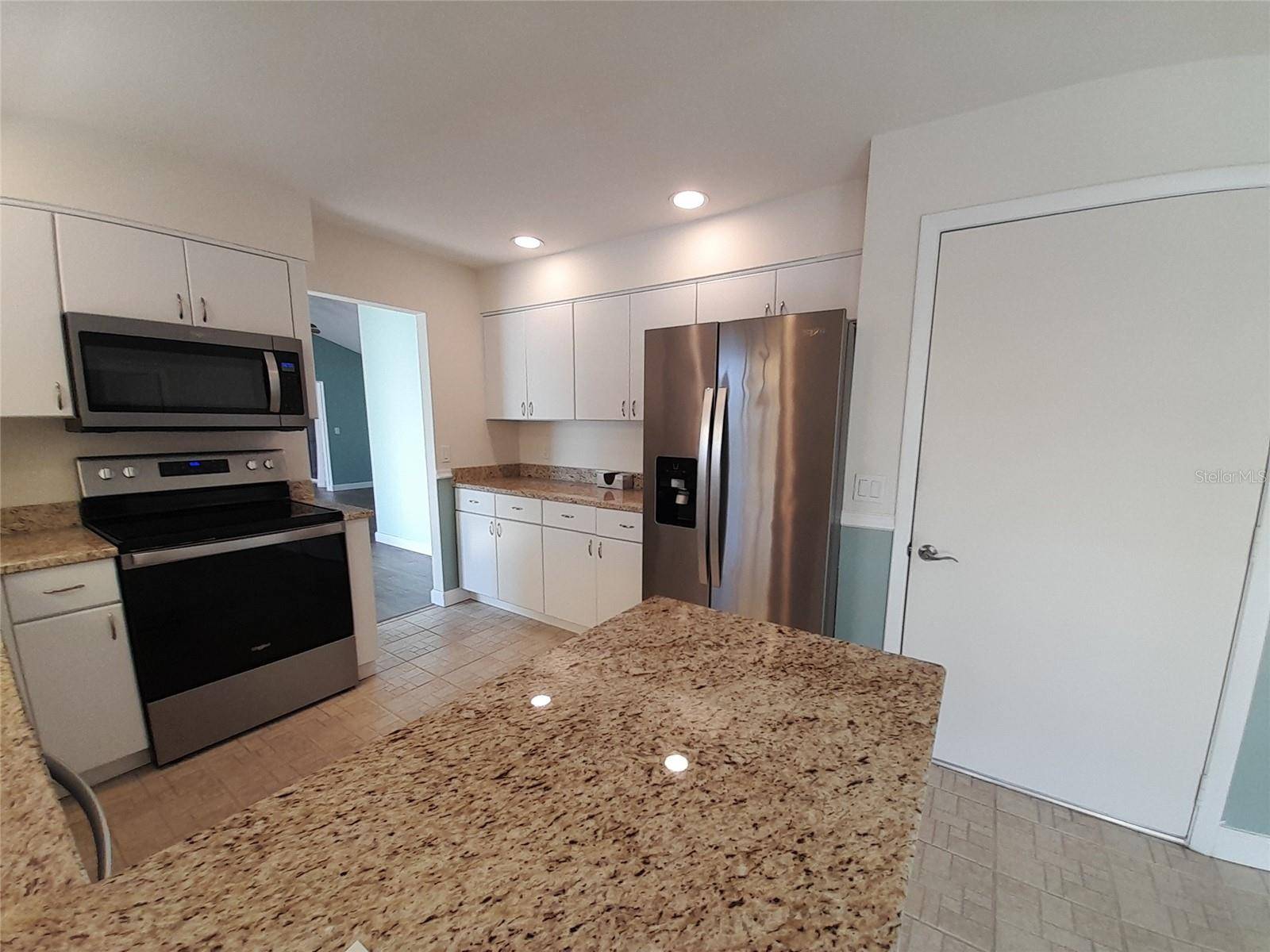 3520 57TH AVENUE CIR W, Bradenton, FL 34210