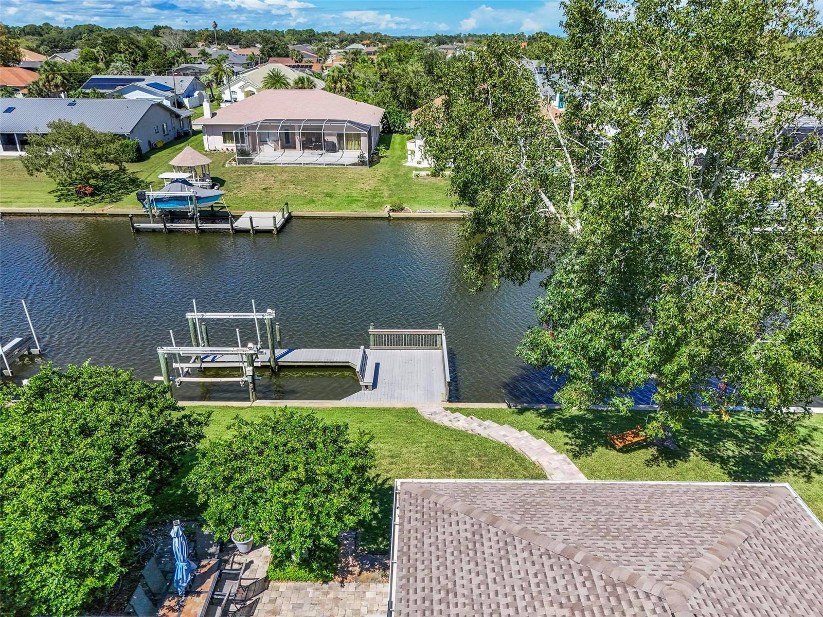 8 FLEMING CT, Palm Coast, FL 32137