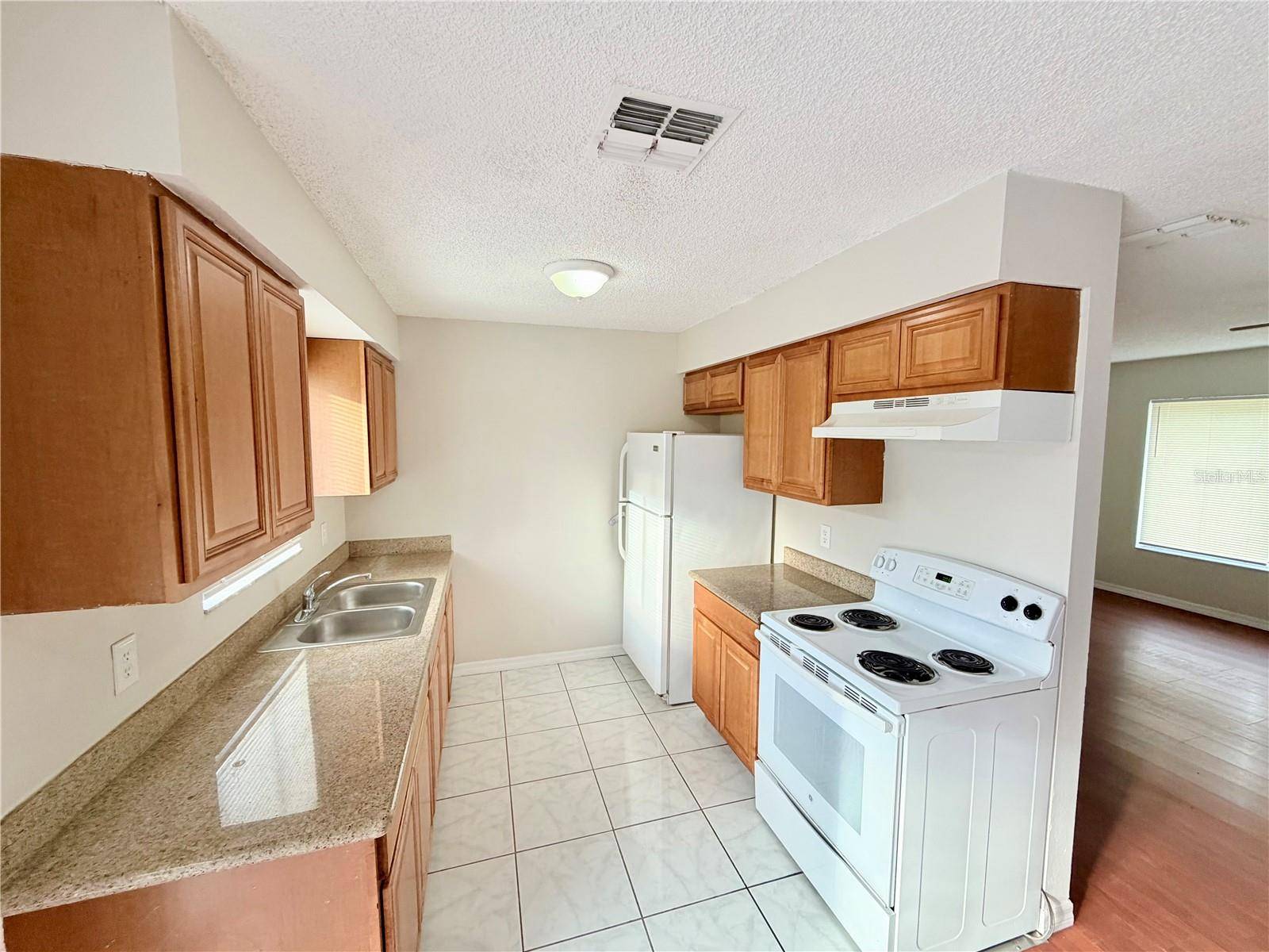 661 GULLIVER AVE, Deltona, FL 32738