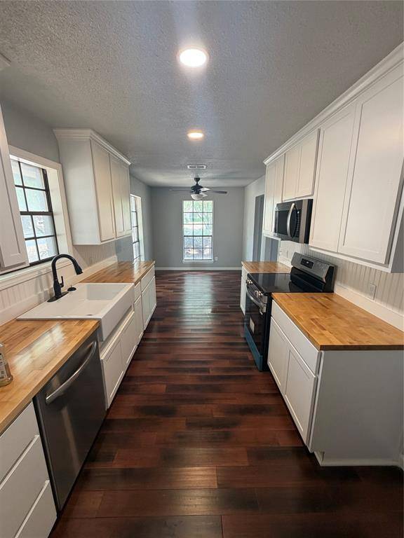209 porter Court, Crowley, TX 76036