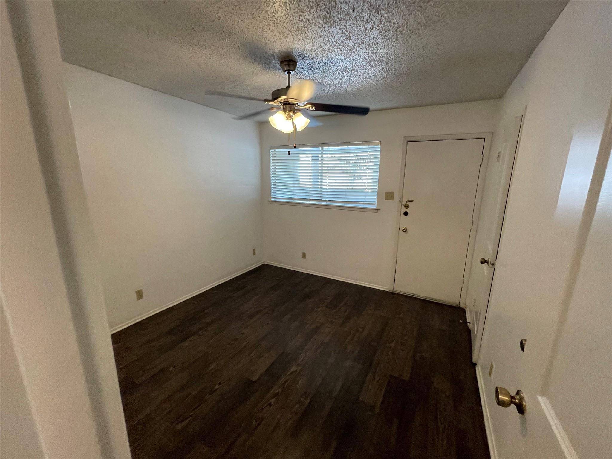 2801 Hemphill PARK #A102, Austin, TX 78705
