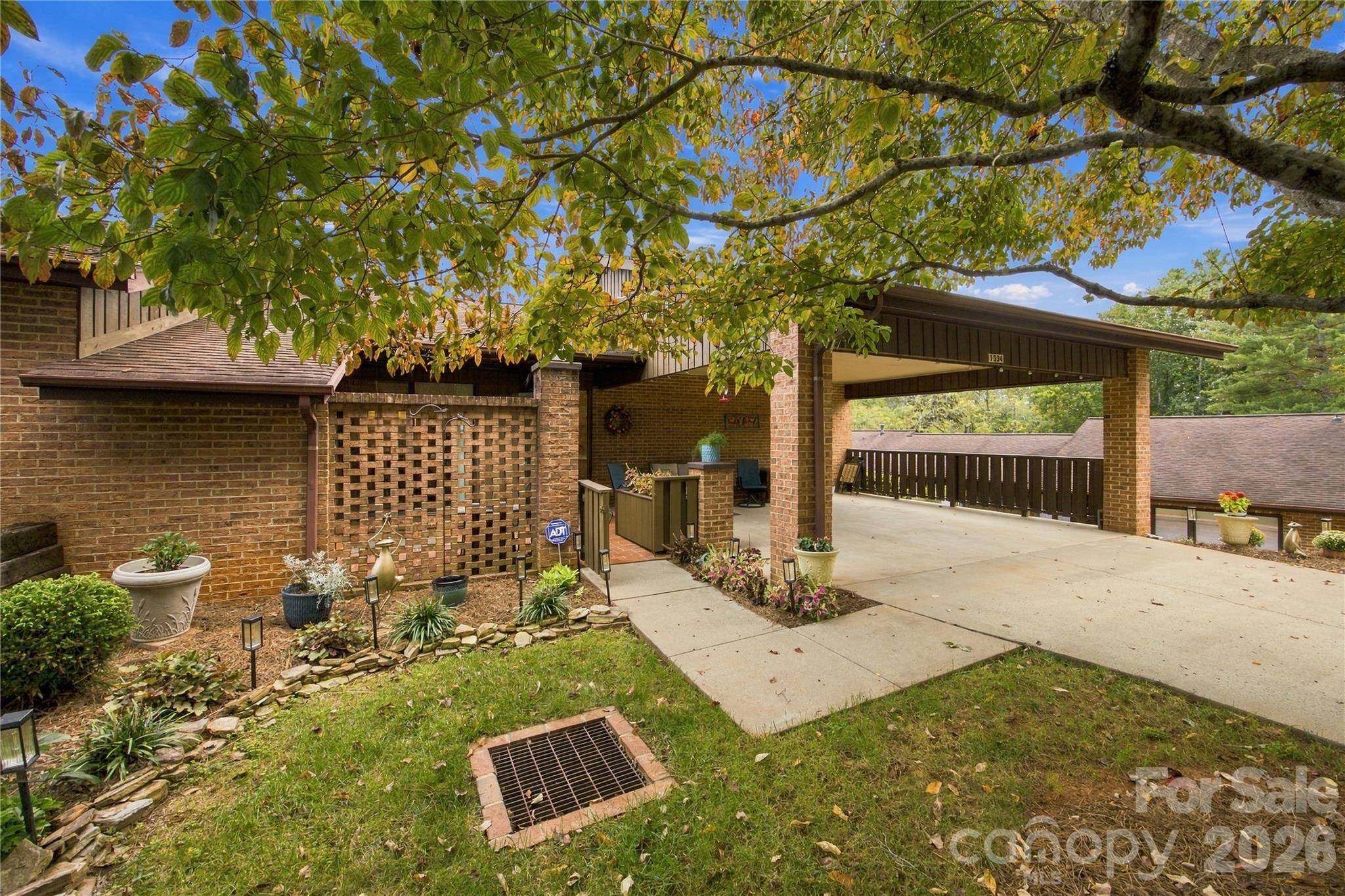 1334 Radio RD, Statesville, NC 28625