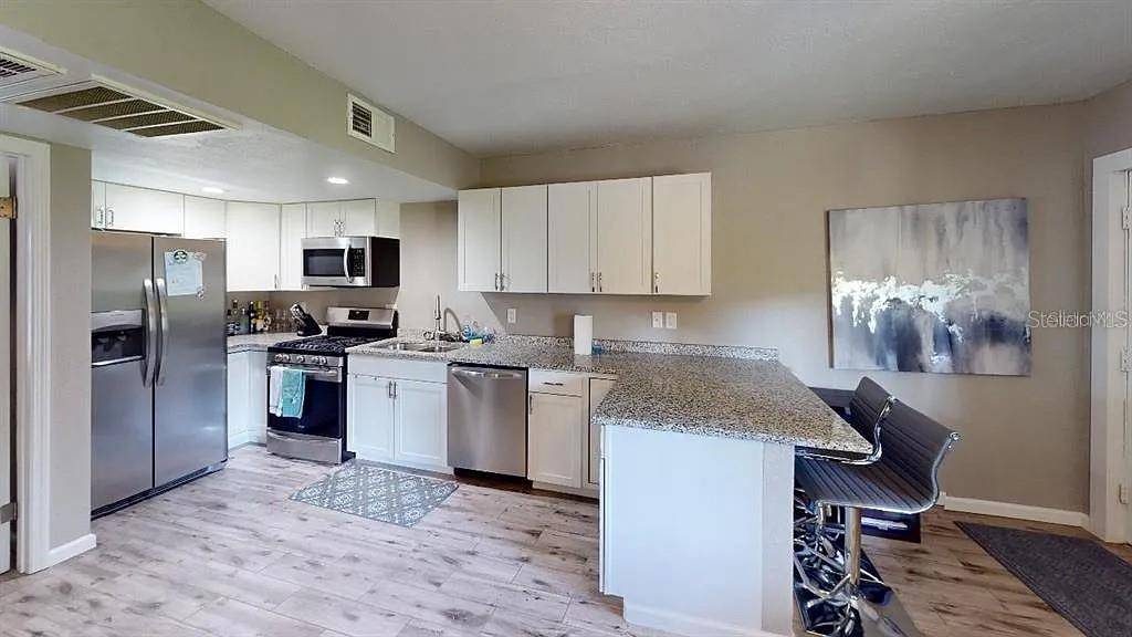 133 OYSTER BAY CIR #101, Altamonte Springs, FL 32701