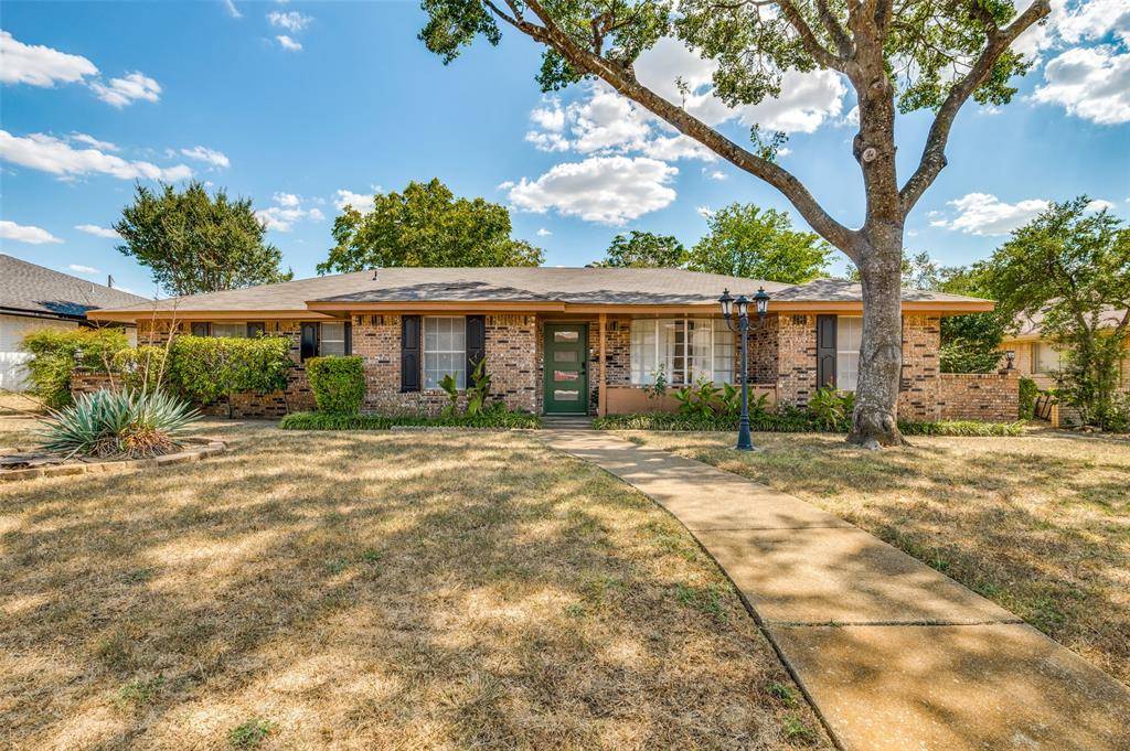 948 Briarcove Place, Lancaster, TX 75146