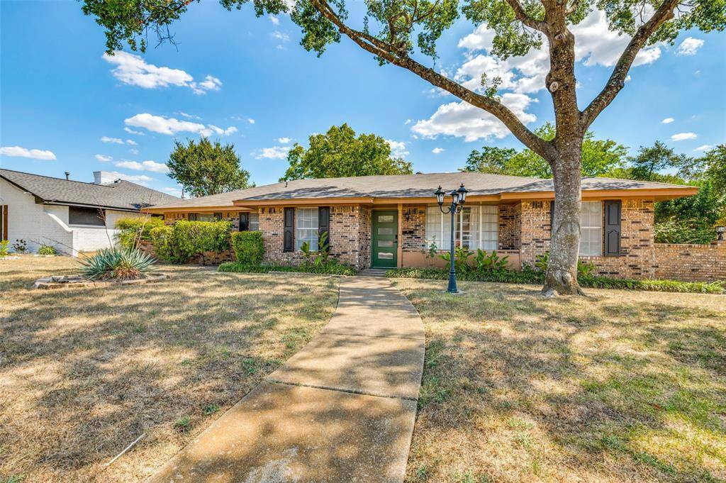 948 Briarcove Place, Lancaster, TX 75146