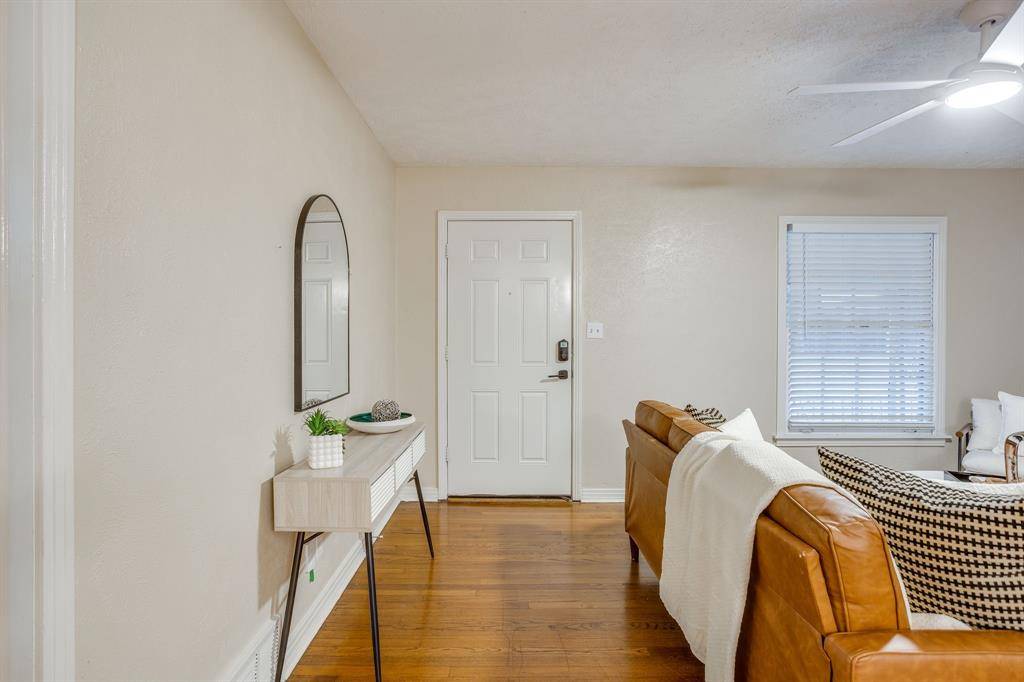 3500 Corto Avenue, Fort Worth, TX 76109