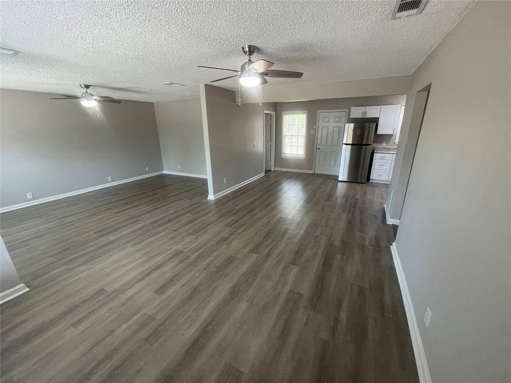 9415 Musgrave Drive, Dallas, TX 75217