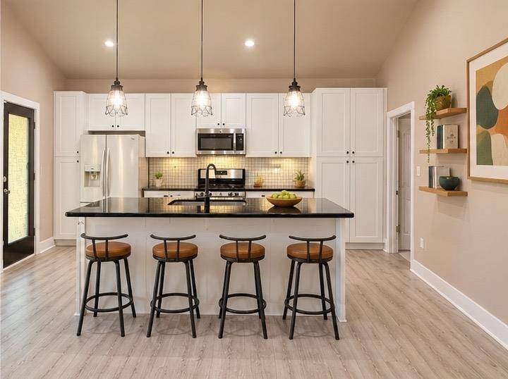 5510 Manor RD #B, Austin, TX 78723