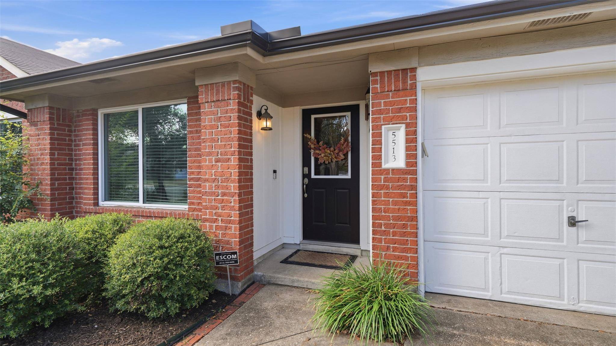 5513 Kayview DR, Austin, TX 78749