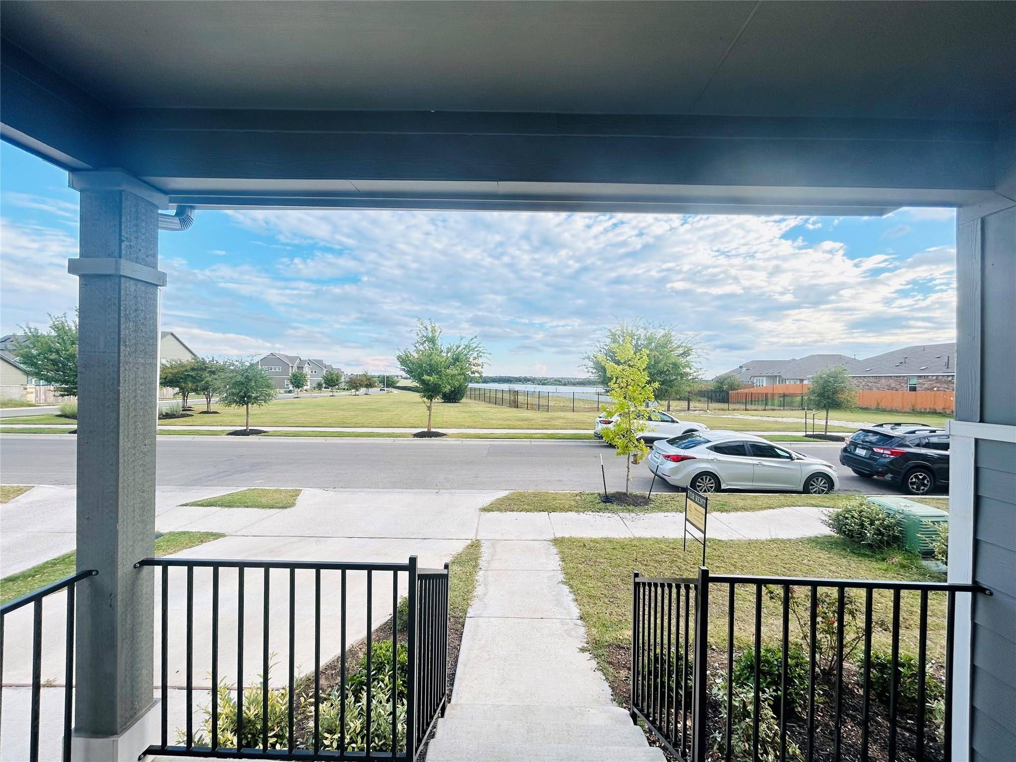 1521 Cobblecrest LN, Leander, TX 78641