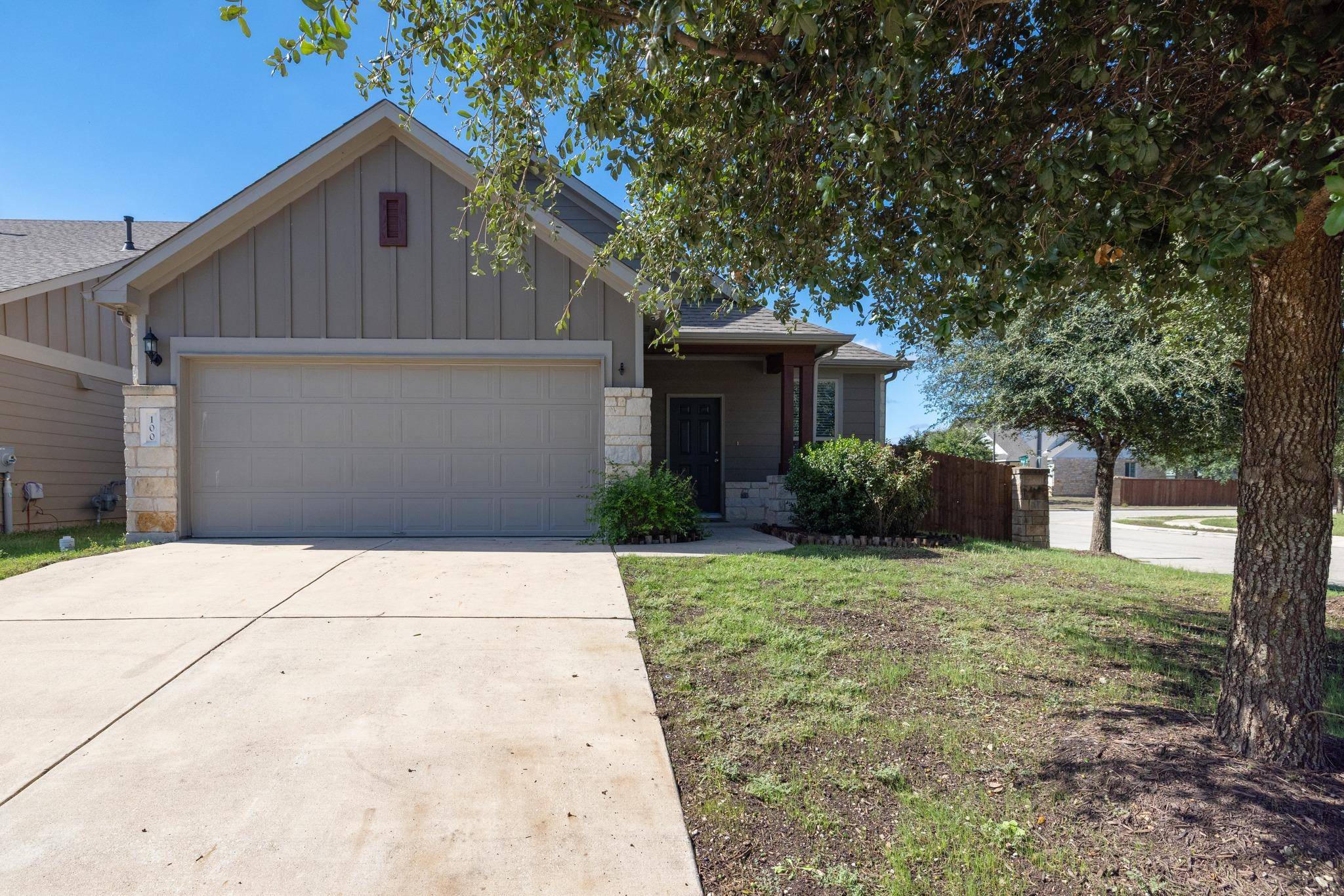 100 Normal School WAY, Liberty Hill, TX 78642