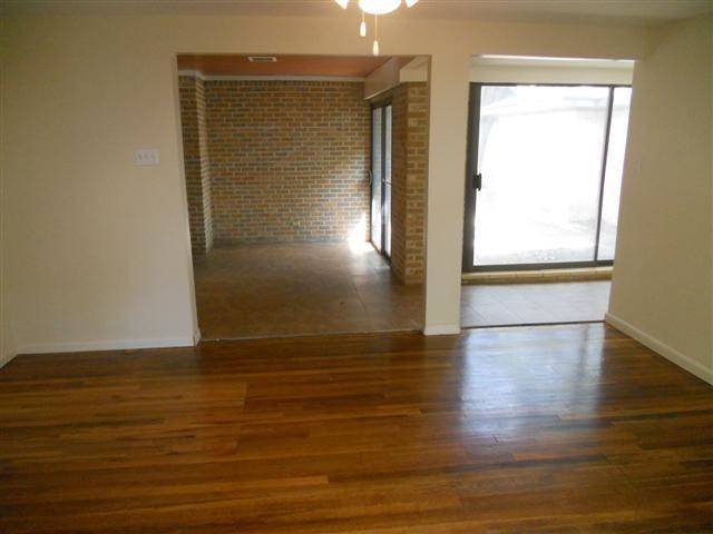 919 Keith LN, Austin, TX 78705