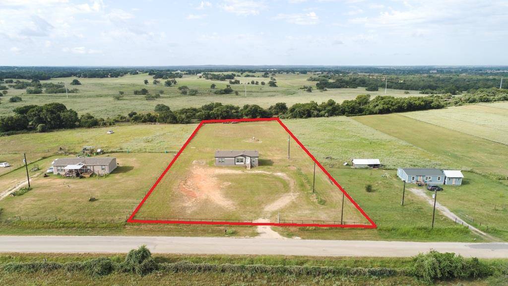 859 Ivy Switch RD, Luling, TX 78648