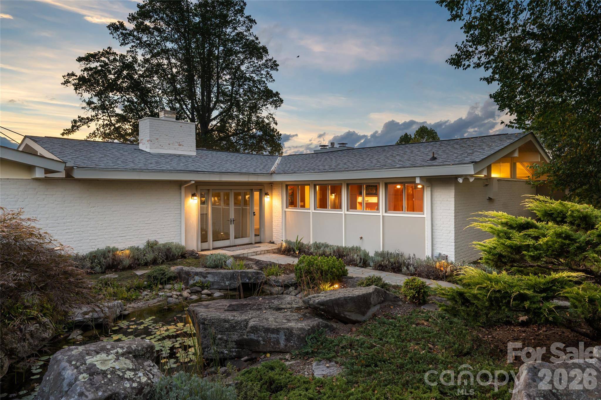 92 Horizon Hill RD, Asheville, NC 28804