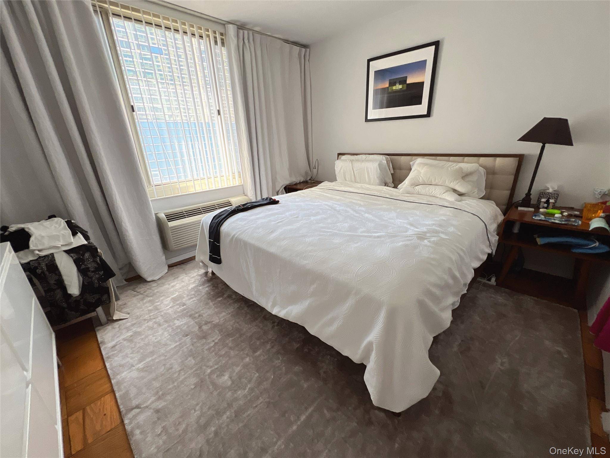 333 E 45th ST #17F, New York (manhattan), NY 10017