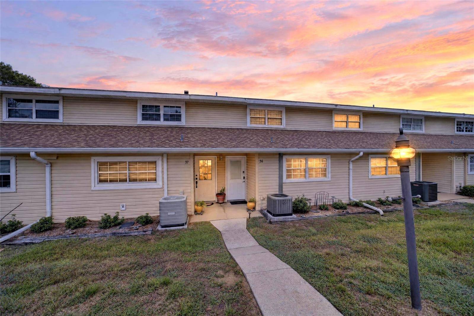 11001 SE SUNSET HARBOR RD #E36, Summerfield, FL 34491