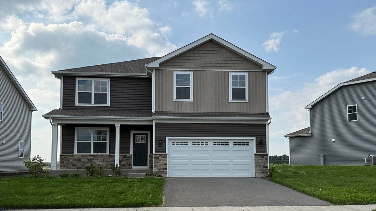 2310 Hirsch RD, Oswego, IL 60543
