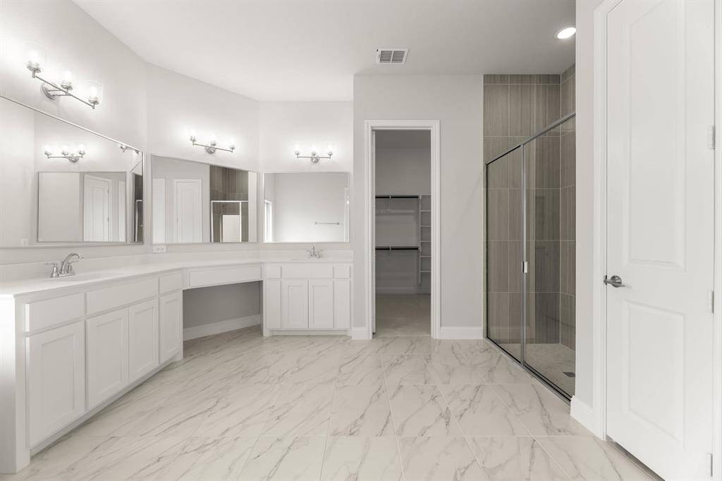 132 Evanston Court, New Fairview, TX 76078