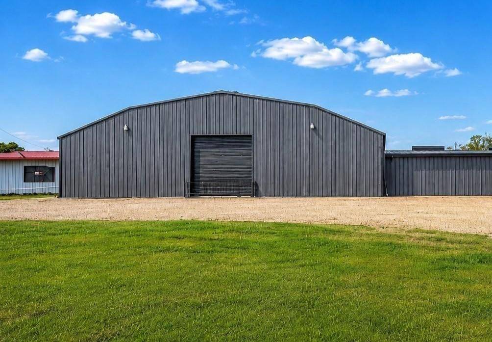 111 Frontier Drive, Quinlan, TX 75474