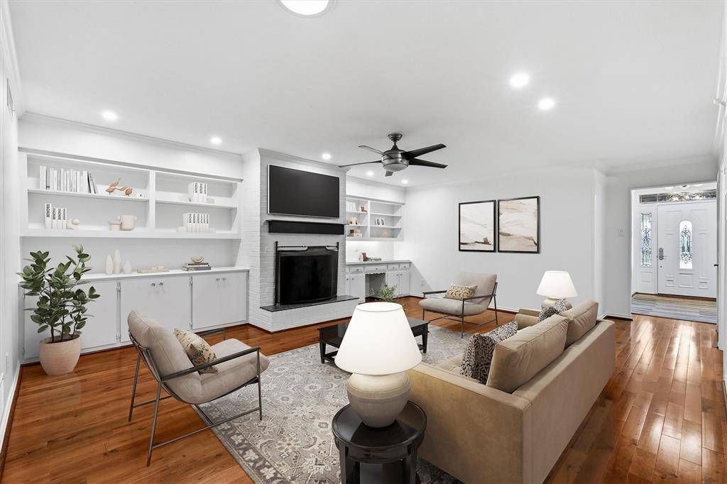 3741 Weeburn Drive, Dallas, TX 75229