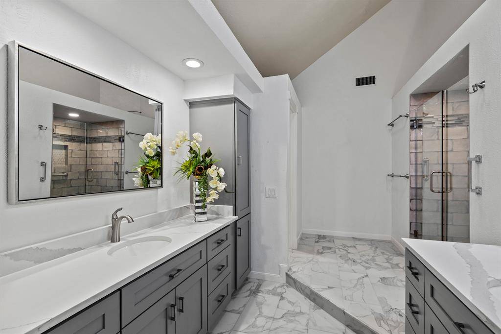 522 Briarcliff Drive, Garland, TX 75043
