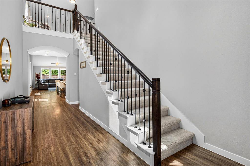 2121 Hobby Drive, Forney, TX 75126