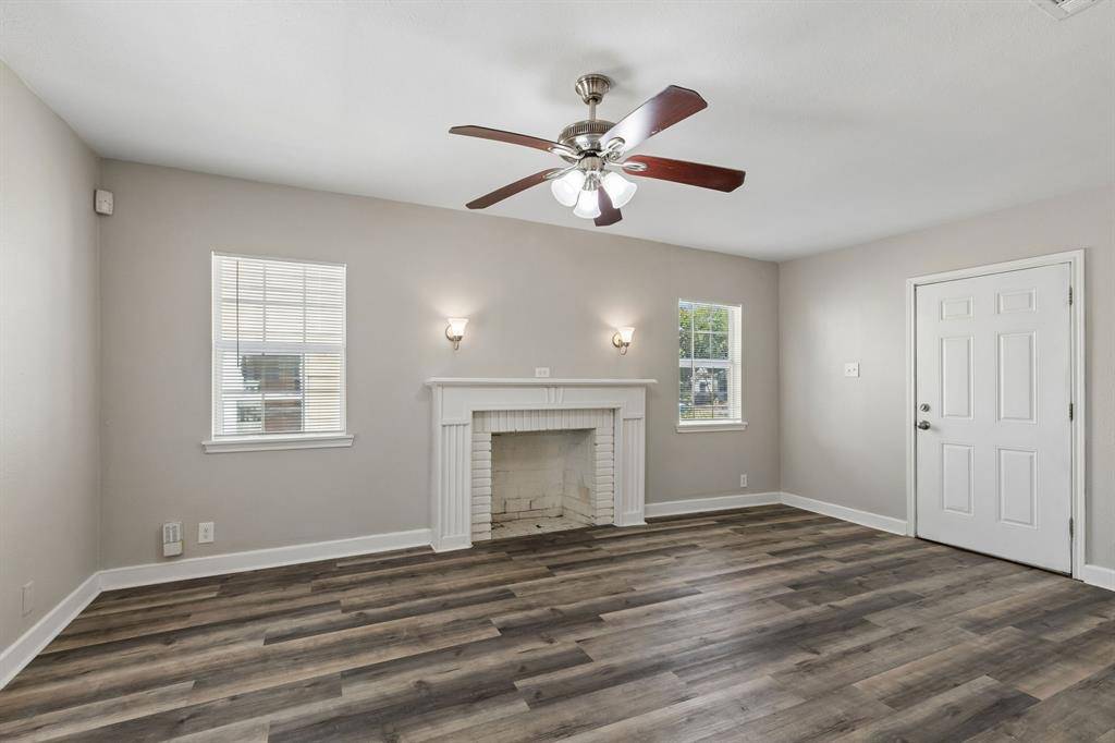 227 S Hampton Road, Dallas, TX 75208