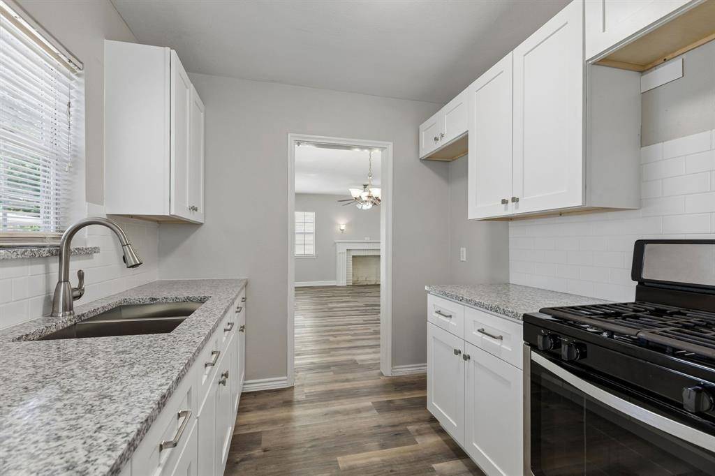227 S Hampton Road, Dallas, TX 75208