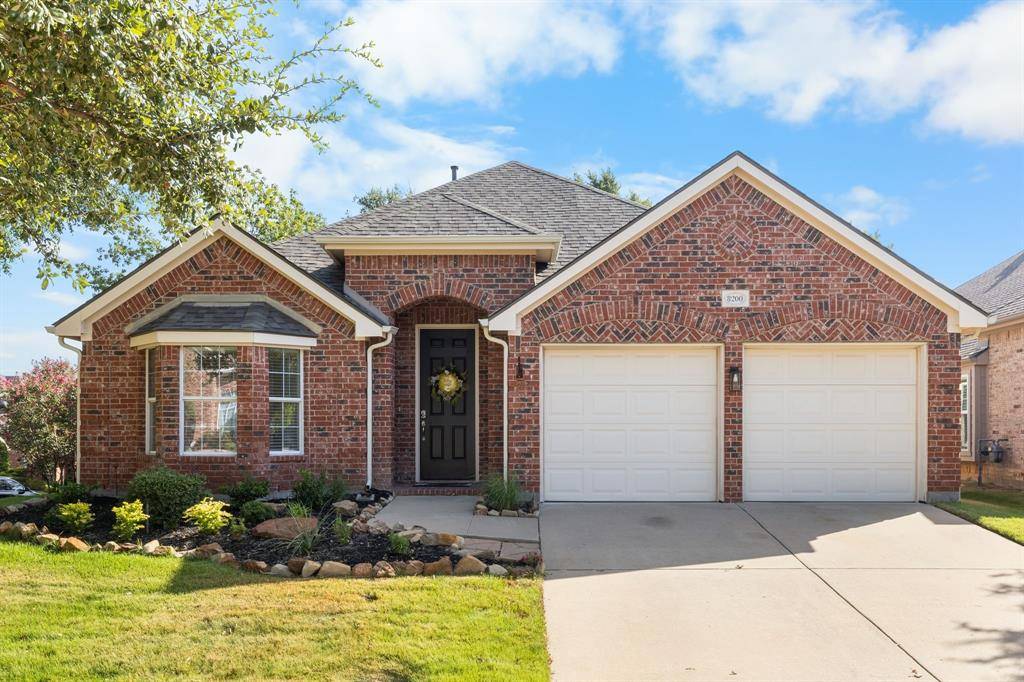 8200 Watson Road, Lantana, TX 76226