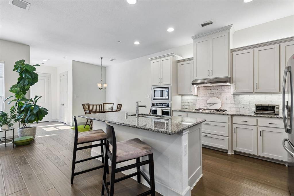8483 Canal Street, Frisco, TX 75034