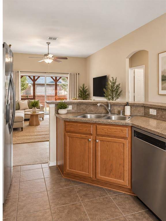 101 Ravinia Court, Oak Point, TX 75068