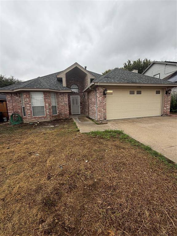4724 Birchbend Lane, Fort Worth, TX 76137