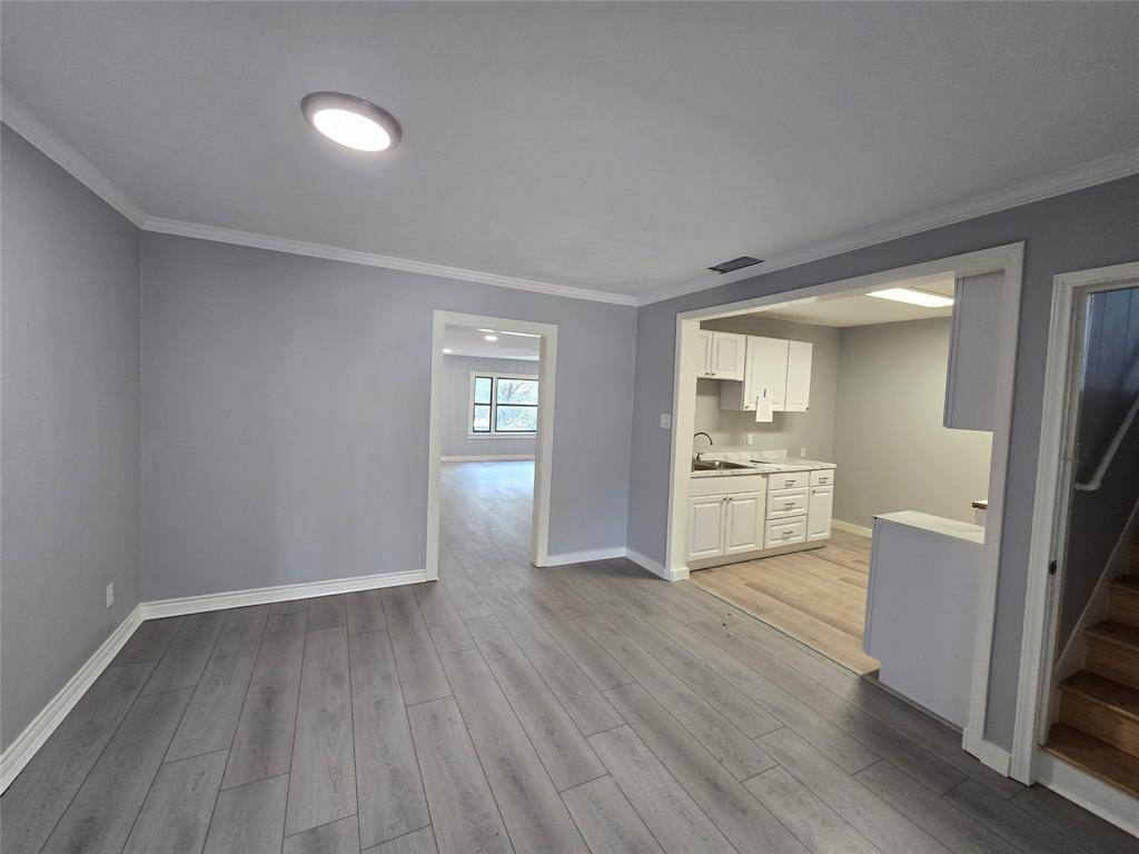 314 W Clarendon Drive, Dallas, TX 75208