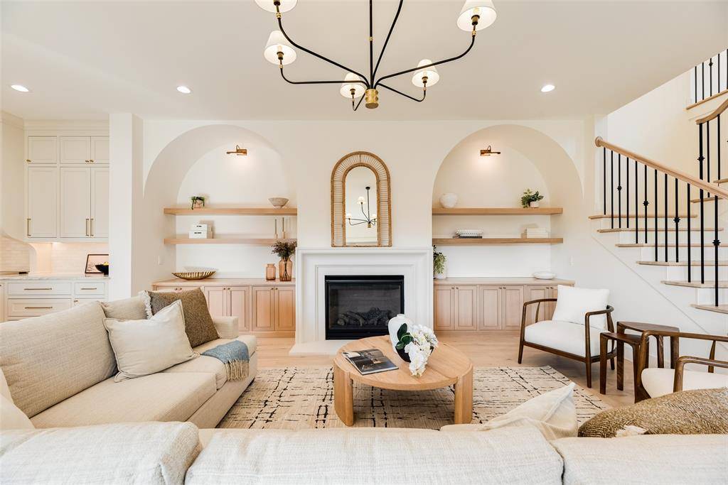 6402 Westlake Avenue, Dallas, TX 75214