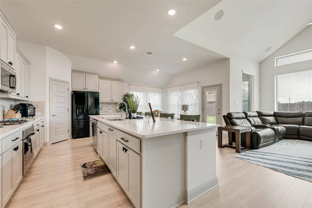107 White Sands Lane, Forney, TX 75126