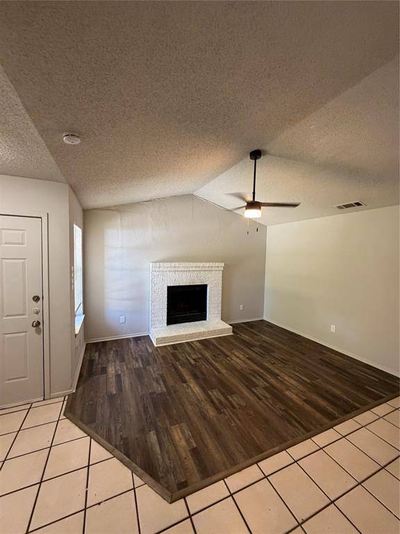 201 S Kenney Street #A, Kennedale, TX 76060