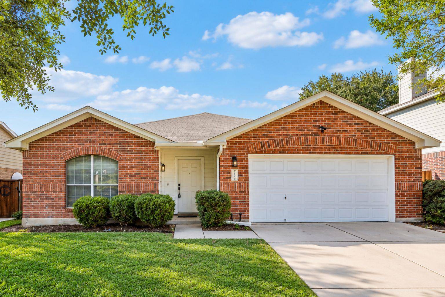 121 Orion CV, Kyle, TX 78640