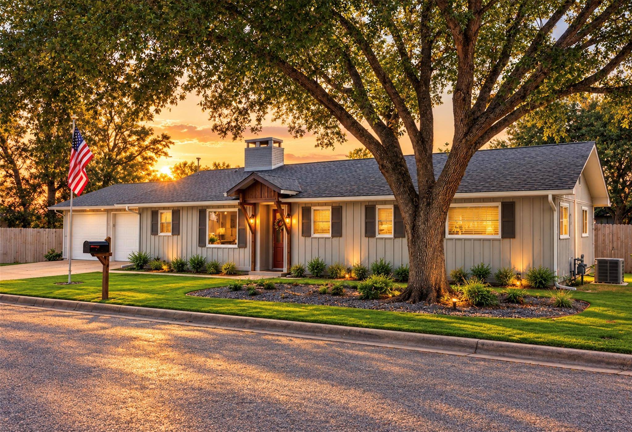 364 Woodland Ave, Giddings, TX 78942